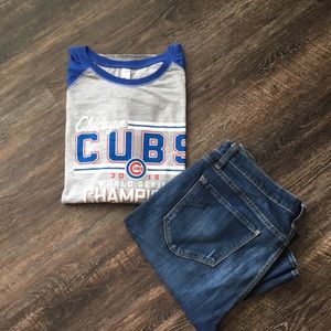 EUC Chicago Cubs Ladies Long Sleeve T